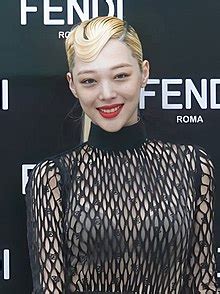 Sulli — Vikipediya.